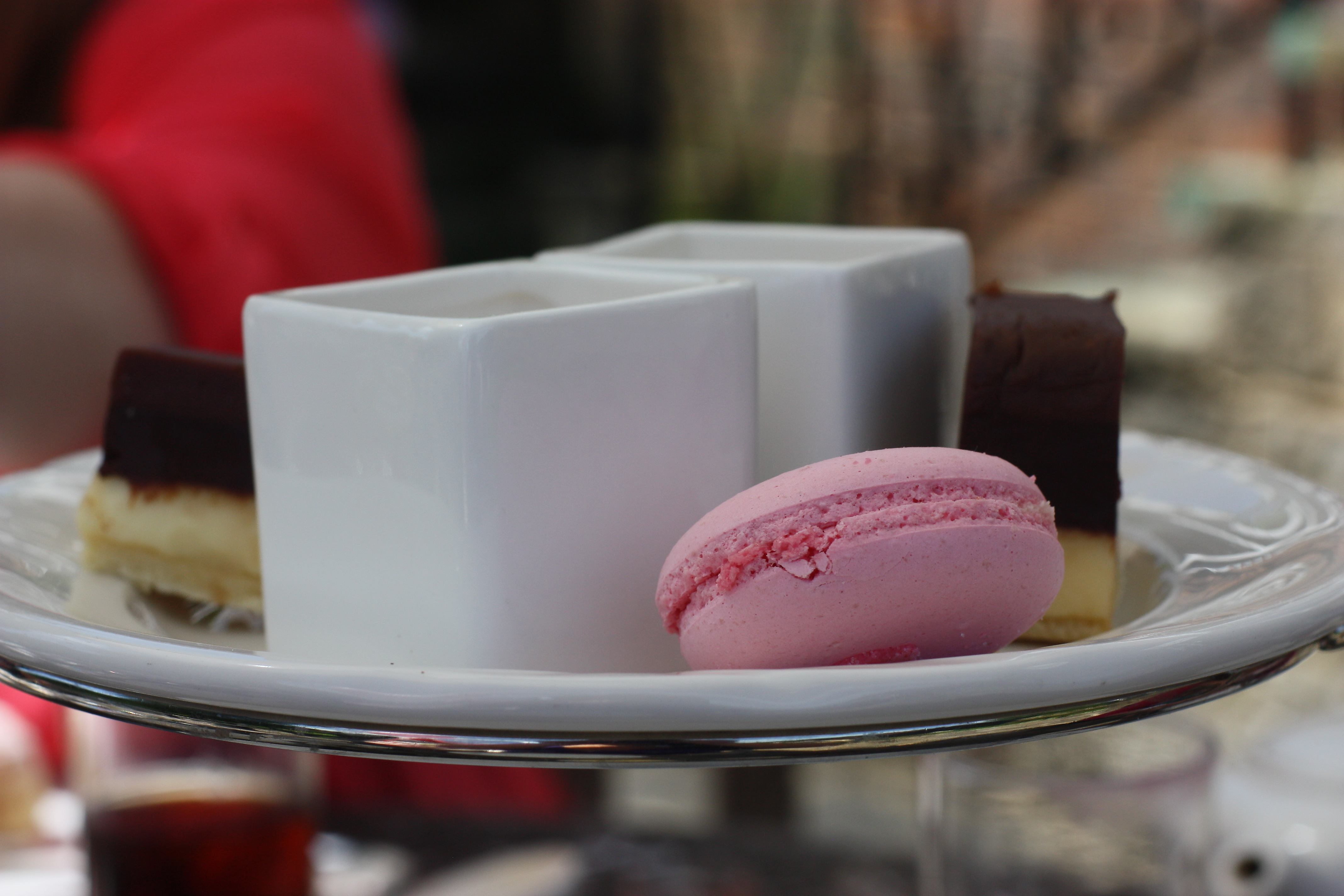 Pretty macaroon, just not for me